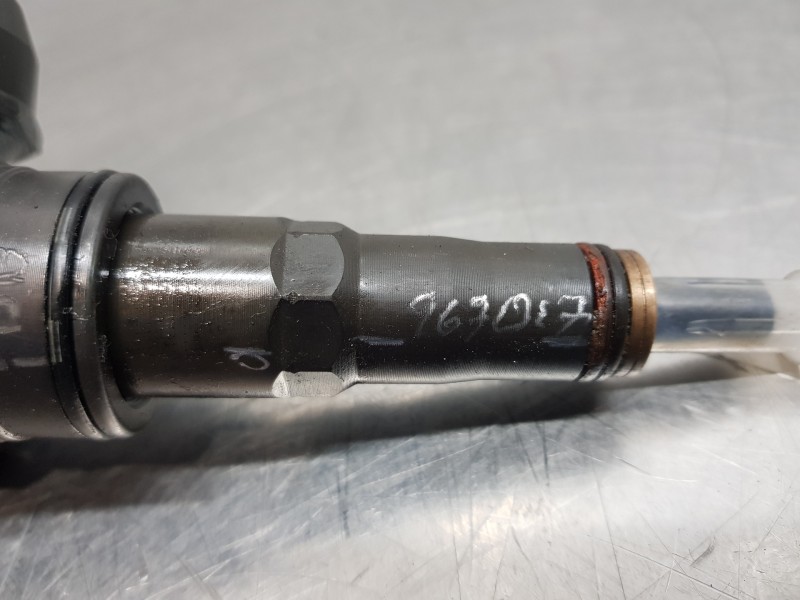 Recambio de inyector para audi a3 (8p) attraction referencia OEM IAM 0414720313  