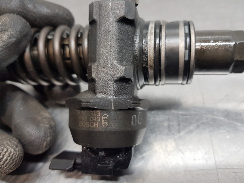 Recambio de inyector para audi a3 (8p) attraction referencia OEM IAM 0414720313  