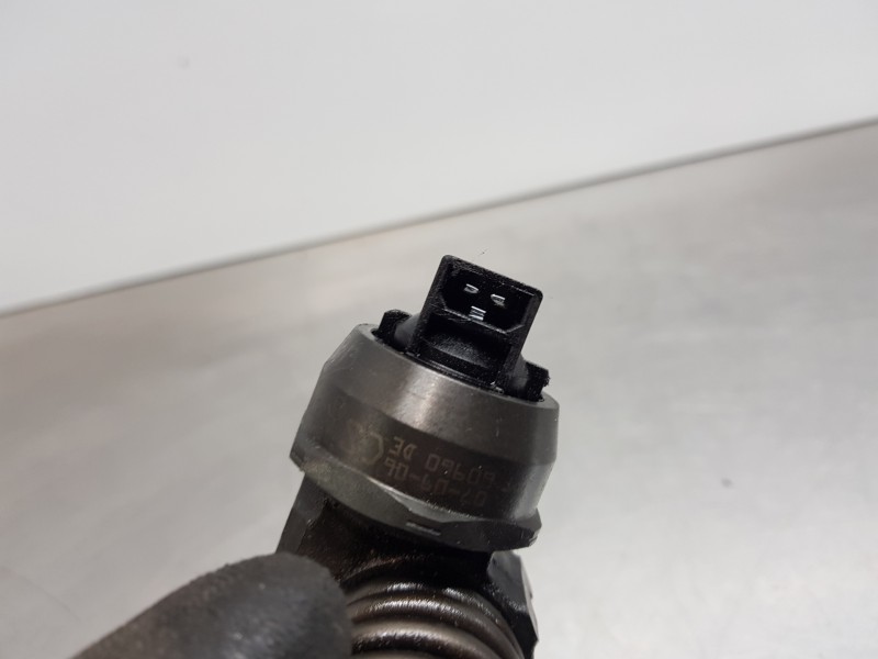 Recambio de inyector para audi a3 (8p) attraction referencia OEM IAM 0414720313  
