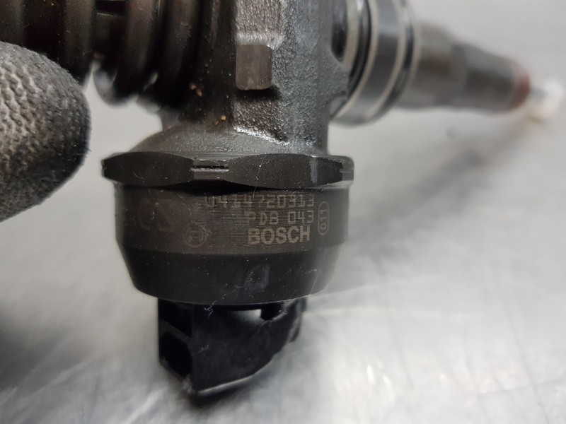 Recambio de inyector para audi a3 (8p) attraction referencia OEM IAM 0414720313  