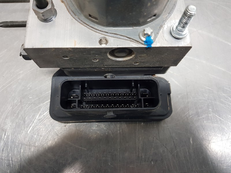 Recambio de abs para renault clio iv life referencia OEM IAM 476607745R 476601203R 