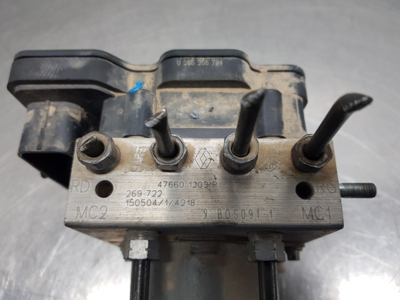 Recambio de abs para renault clio iv life referencia OEM IAM 476607745R 476601203R 