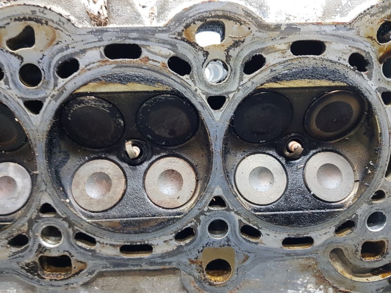 Recambio de culata para opel corsa e design referencia OEM IAM 55562226  