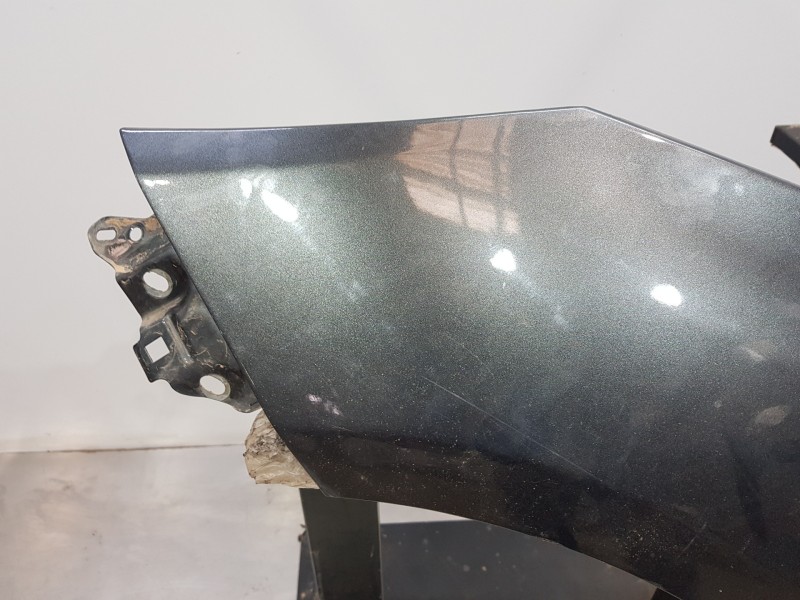 Recambio de aleta delantera izquierda para opel corsa e design referencia OEM IAM 13434576  