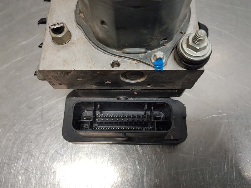 Recambio de abs para opel corsa e design referencia OEM IAM 95522565  
