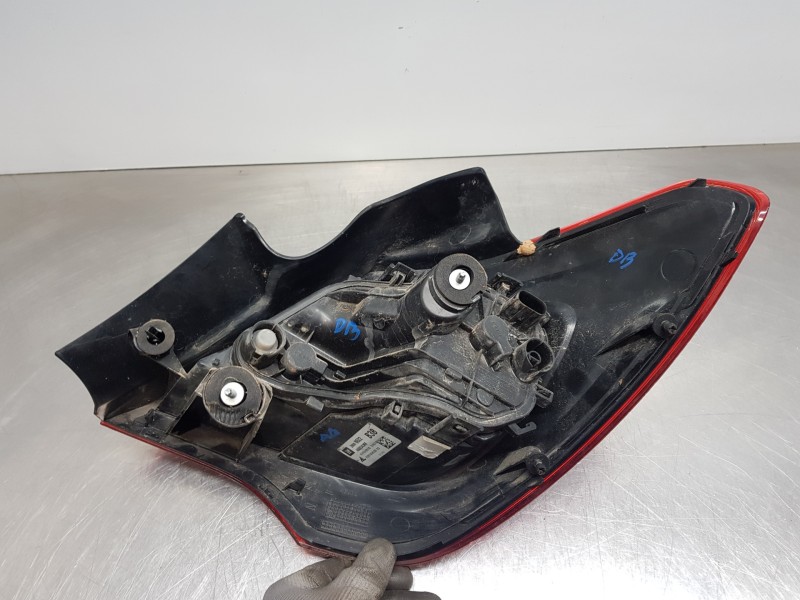 Recambio de piloto trasero izquierdo para opel corsa e design referencia OEM IAM 39090650  