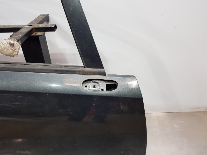 Recambio de puerta delantera derecha para opel corsa e design referencia OEM IAM 39171069 13433939 