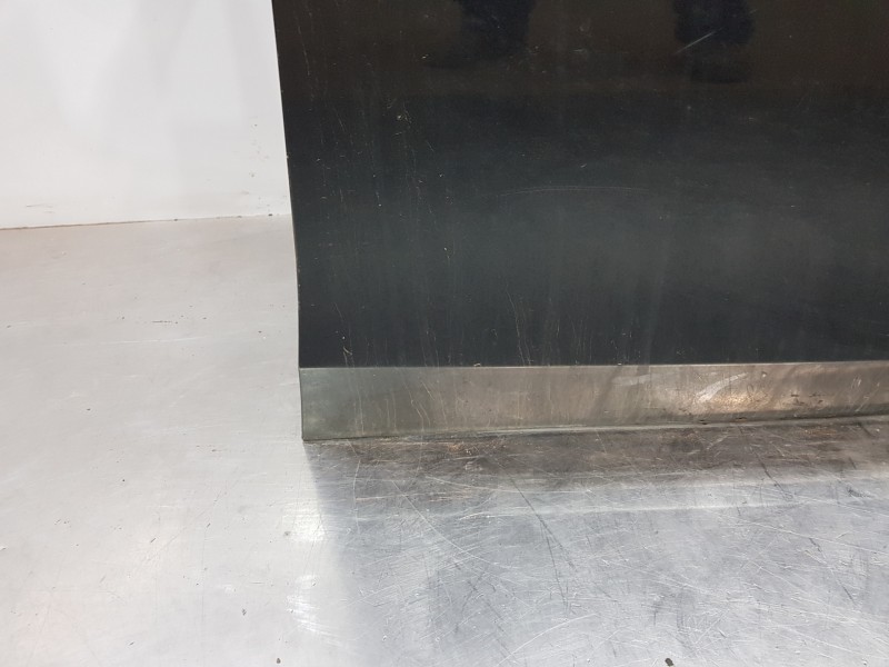 Recambio de puerta delantera derecha para opel corsa e design referencia OEM IAM 39171069 13433939 