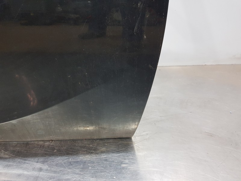 Recambio de puerta delantera derecha para opel corsa e design referencia OEM IAM 39171069 13433939 