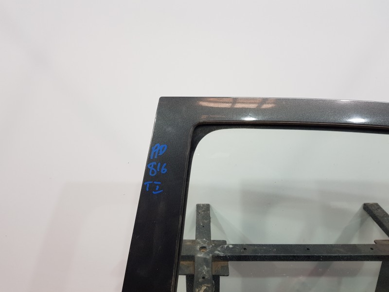 Recambio de puerta trasera izquierda para opel corsa e design referencia OEM IAM 39135551  