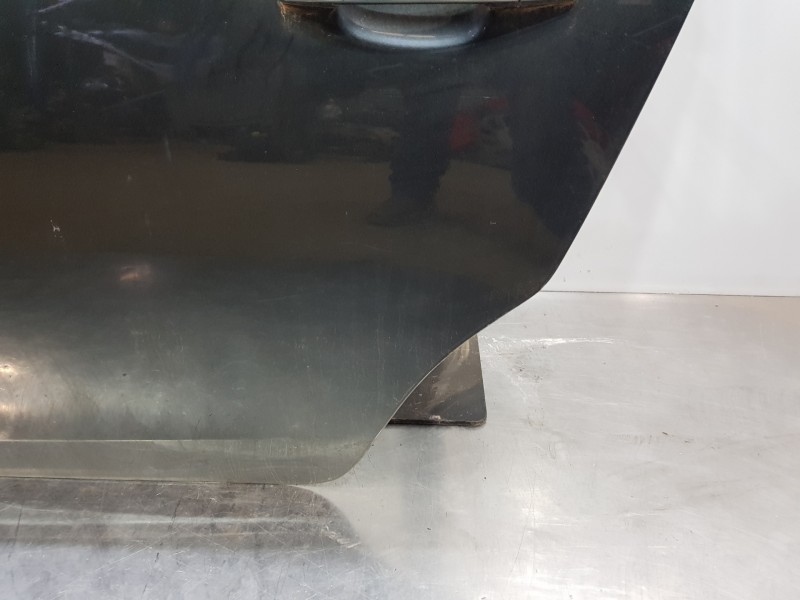 Recambio de puerta trasera izquierda para opel corsa e design referencia OEM IAM 39135551  