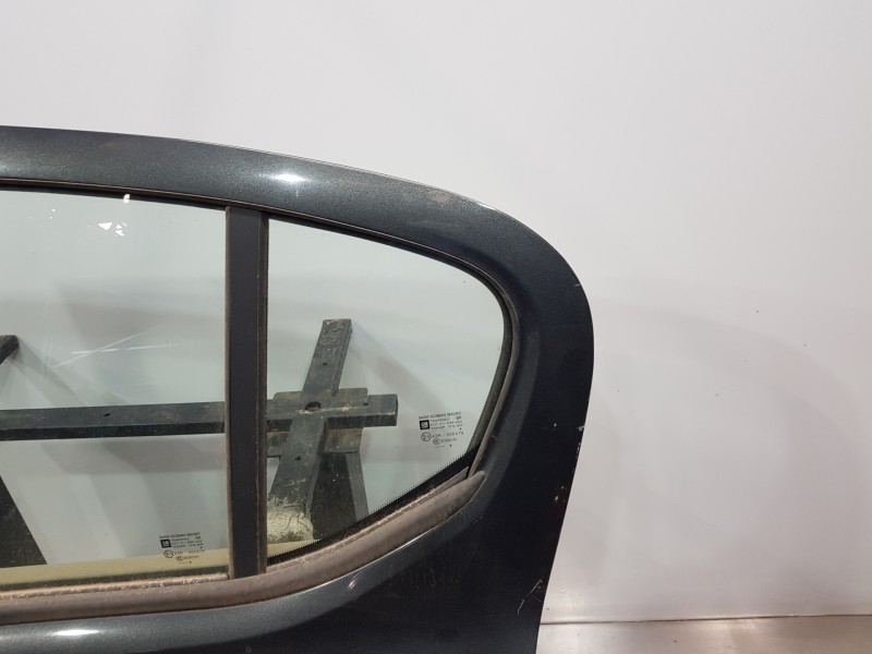 Recambio de puerta trasera izquierda para opel corsa e design referencia OEM IAM 39135551  