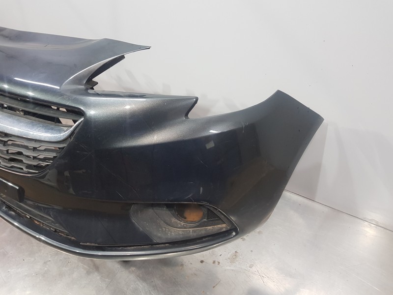Recambio de paragolpes delantero para opel corsa e design referencia OEM IAM 39059634 13399228 