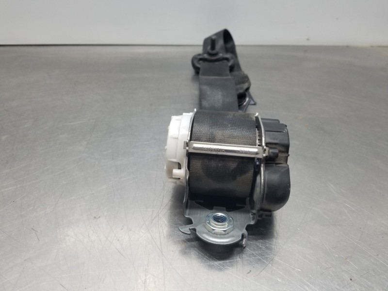 Recambio de cinturon seguridad delantero derecho para nissan primastar cerrada referencia OEM IAM 868844699R  