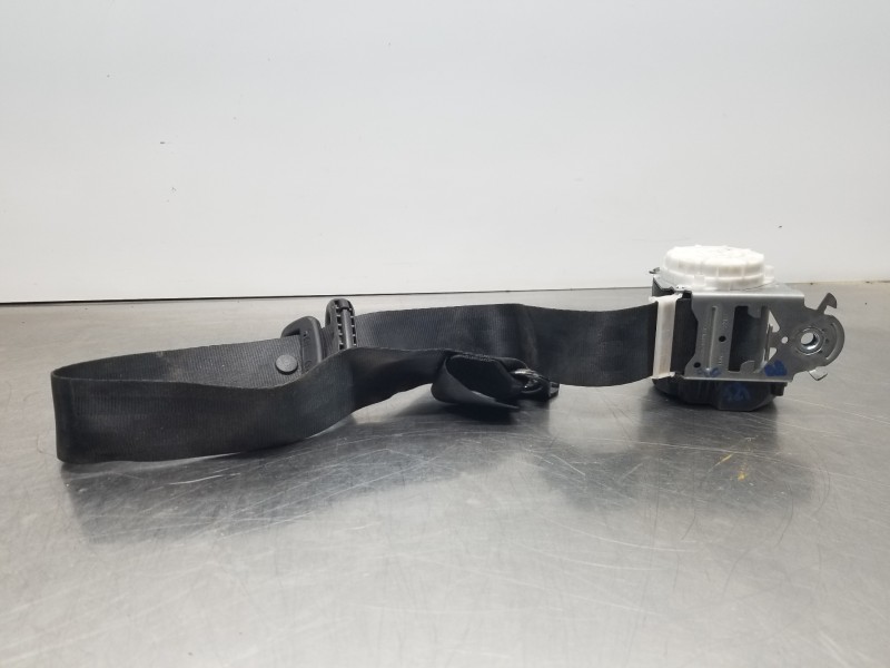 Recambio de cinturon seguridad delantero derecho para nissan primastar cerrada referencia OEM IAM 868844699R  