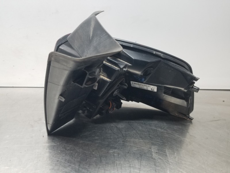 Recambio de piloto trasero izquierdo para peugeot 5008 active referencia OEM IAM 9811028080  