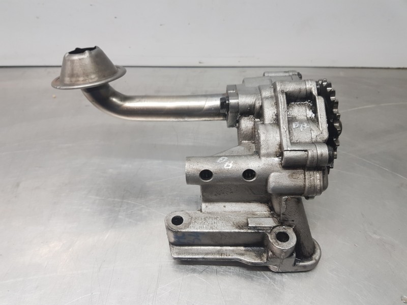 Recambio de bomba aceite para seat altea (5p1) style referencia OEM IAM 03G115105  