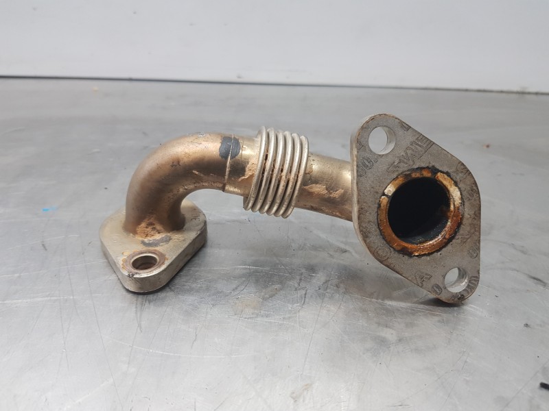 Recambio de tubo para seat altea (5p1) style referencia OEM IAM 03G131521T  