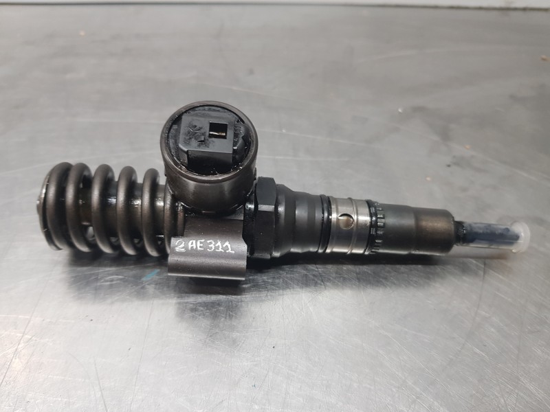 Recambio de inyector para seat altea (5p1) style referencia OEM IAM 03G130073G 0414720404 