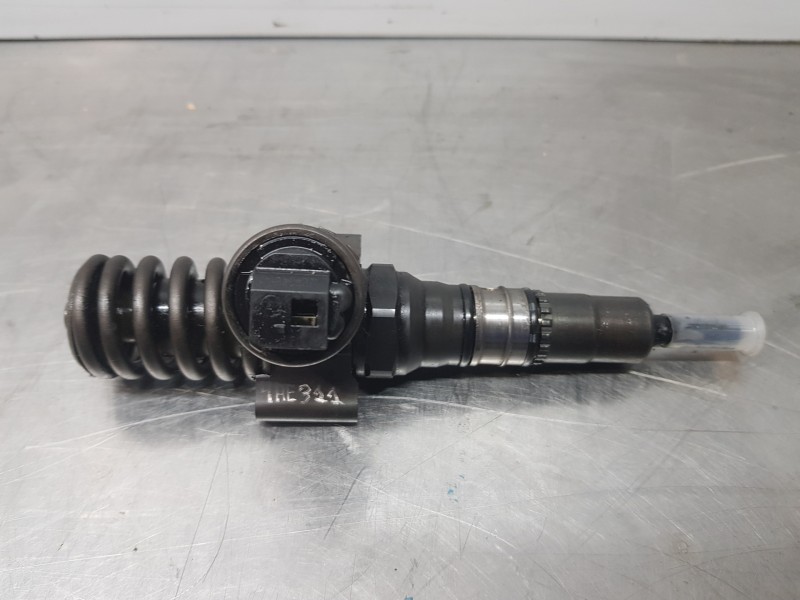 Recambio de inyector para seat altea (5p1) style referencia OEM IAM 03G130073G 0414720404 