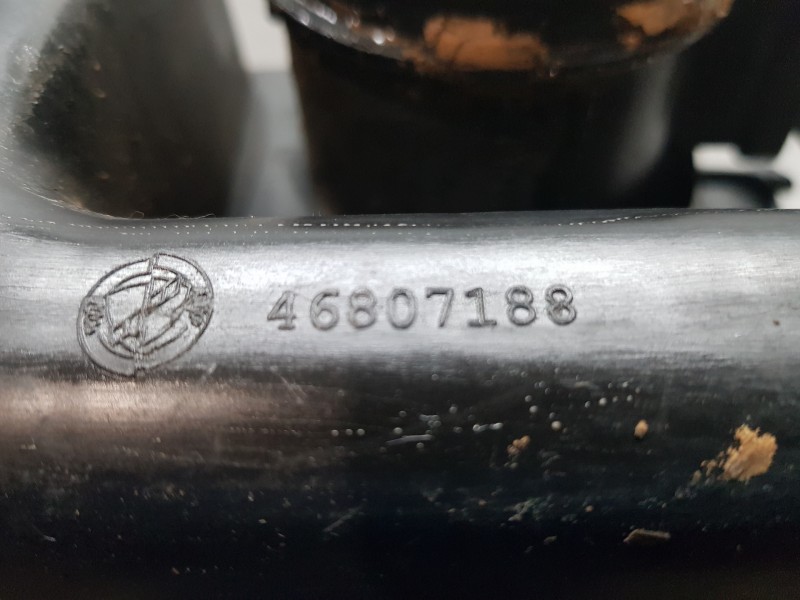 Recambio de filtro aire para fiat bravo (198) active referencia OEM IAM 55184947  