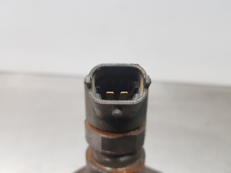 Recambio de inyector para fiat bravo (198) active referencia OEM IAM 0445110276  