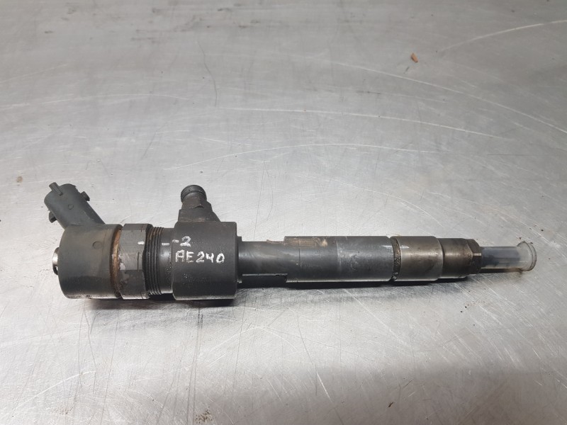 Recambio de inyector para fiat bravo (198) active referencia OEM IAM 0445110276  