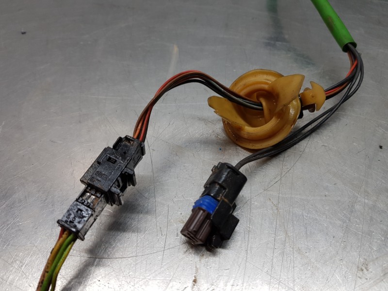 Recambio de retrovisor derecho para peugeot 308 confort referencia OEM IAM 8153NC  