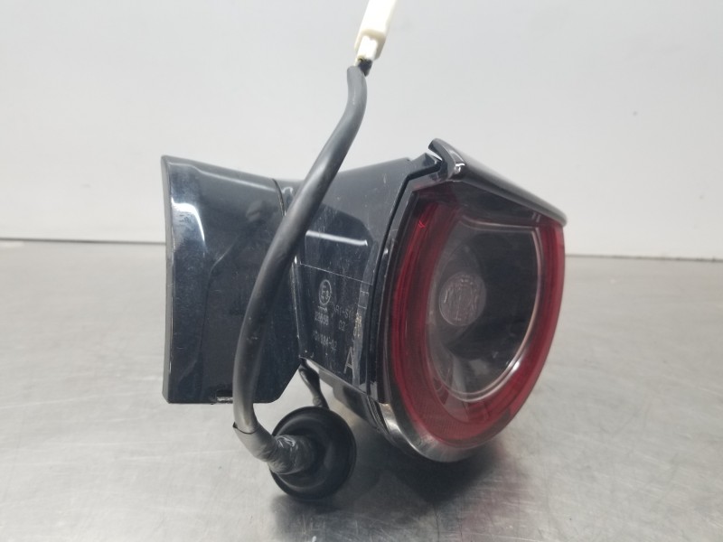 Recambio de piloto trasero derecho para mazda cx-30 evolution referencia OEM IAM RDM92400020  