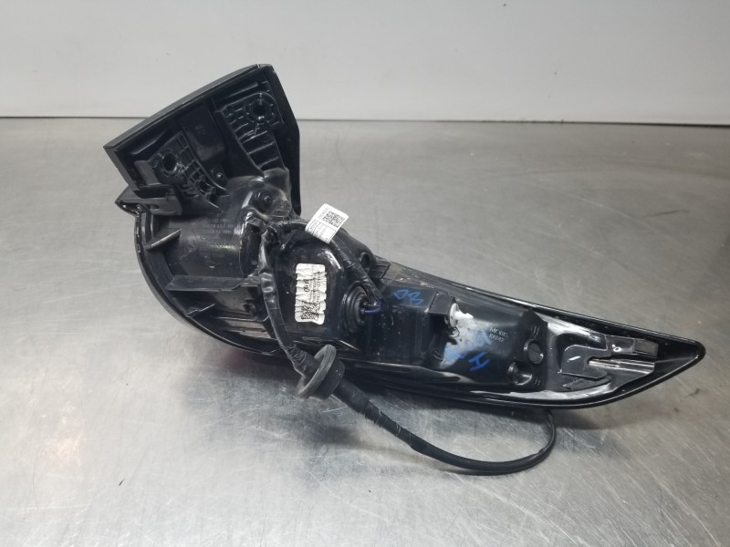 Recambio de piloto trasero izquierdo para mazda cx-30 evolution referencia OEM IAM RDM92400010  