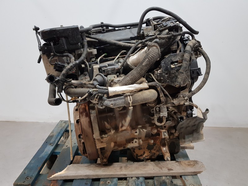 Recambio de motor completo para volvo v40 momentum referencia OEM IAM D4162T  