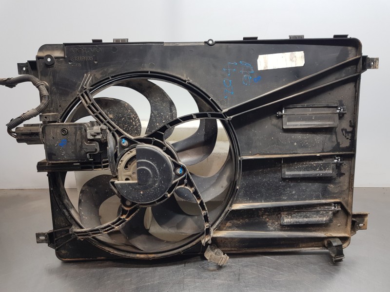Recambio de electroventilador para volvo v40 momentum referencia OEM IAM 31319165  