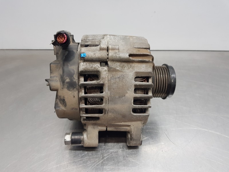 Recambio de alternador para volvo v40 momentum referencia OEM IAM 36002929 30659390 