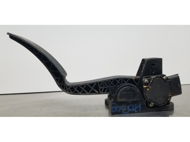 Recambio de pedal acelerador para ssangyong kyron 200 xdi limited referencia OEM IAM 2055009001  