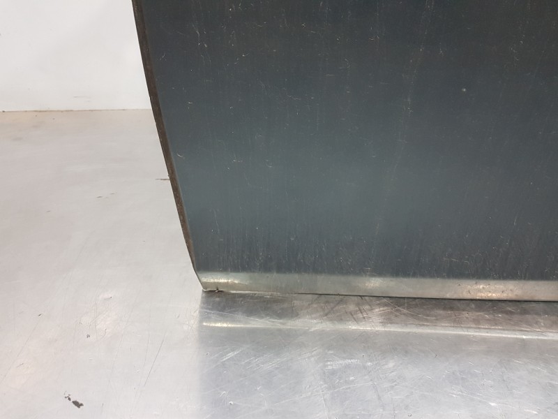 Recambio de puerta delantera izquierda para volvo v40 momentum referencia OEM IAM 32321018  