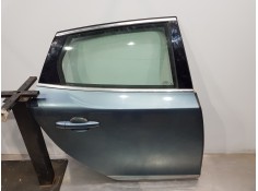 Recambio de puerta trasera derecha para volvo v40 momentum referencia OEM IAM 32351000  