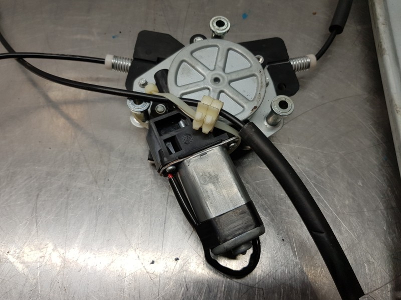 Recambio de elevalunas delantero derecho para chrysler voyager (rg) lx referencia OEM IAM 4894526AA  