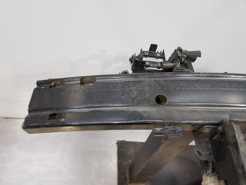 Recambio de refuerzo paragolpes delantero para nissan qashqai (j11) acenta referencia OEM IAM F2030HV4MA  