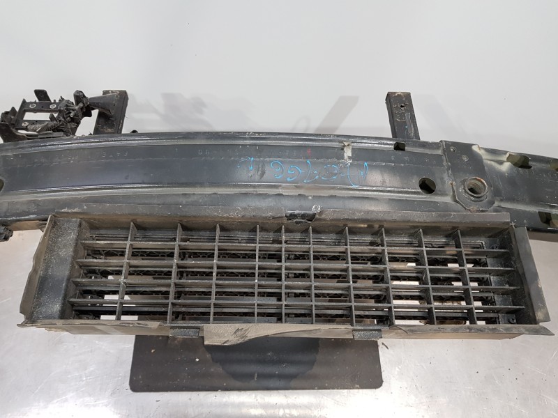 Recambio de refuerzo paragolpes delantero para nissan qashqai (j11) acenta referencia OEM IAM F2030HV4MA  