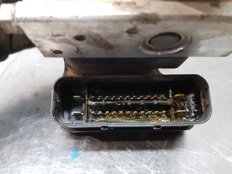 Recambio de abs para citroen c3 pluriel exclusive referencia OEM IAM 4541G4 9651412080 