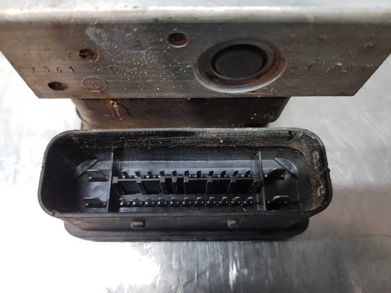 Recambio de abs para peugeot 206+ x-line referencia OEM IAM 4541RW 9675185380 