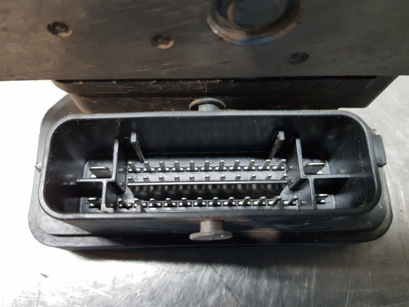 Recambio de abs para nissan qashqai (j11) acenta referencia OEM IAM 476604EA5E 2265106455 