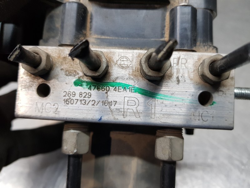 Recambio de abs para nissan qashqai (j11) acenta referencia OEM IAM 476604EA5E 2265106455 