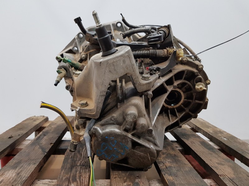 Recambio de caja cambios para nissan qashqai (j11) acenta referencia OEM IAM TL4126 320104EA0B 