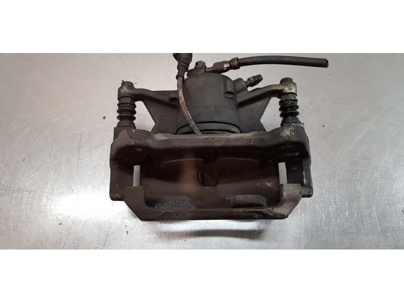 Recambio de pinza freno delantera derecha para volkswagen golf vii sportsvan business referencia OEM IAM 8V0615124  