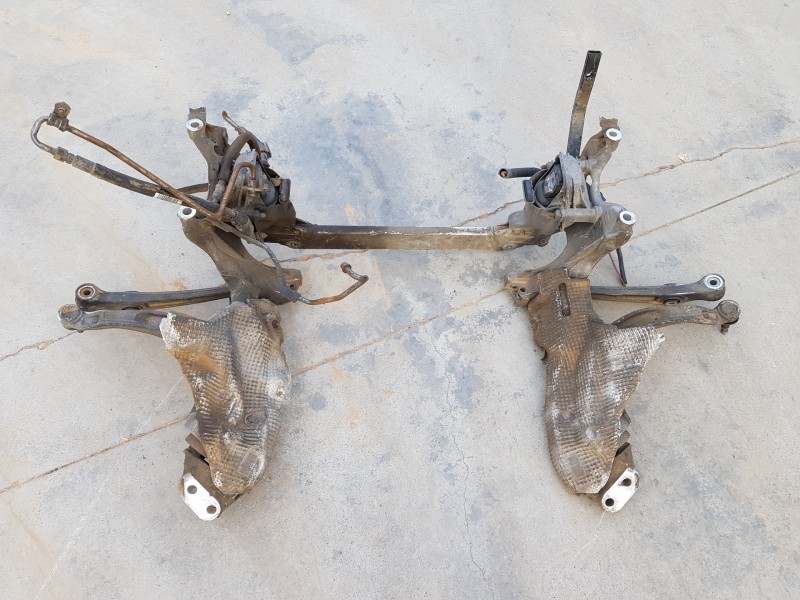 Recambio de puente delantero para audi a5 coupe (8t) coupe referencia OEM IAM 8T0399315H  
