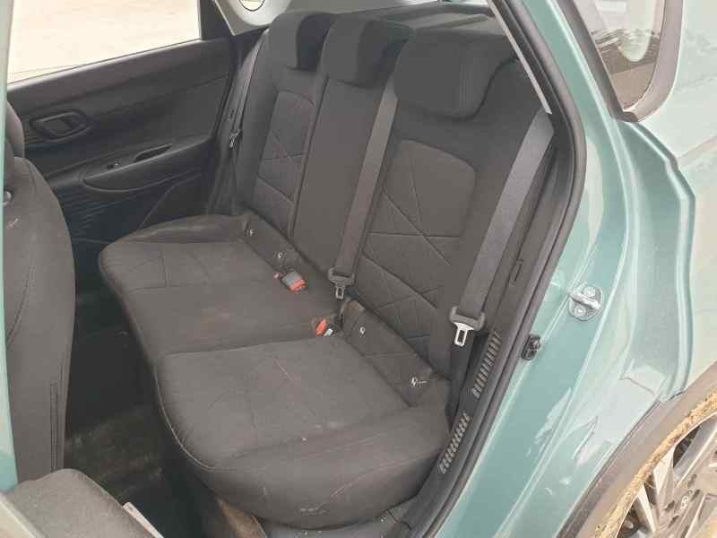 Recambio de bandeja trasera para hyundai bayon hybrid referencia OEM IAM   