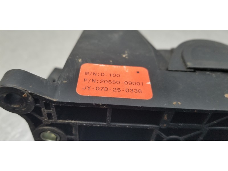 Recambio de pedal acelerador para ssangyong kyron 200 xdi limited referencia OEM IAM 2055009001  