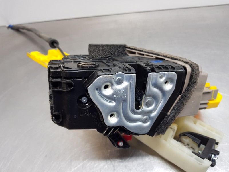 Recambio de cerradura puerta trasera derecha para kia xceed tech referencia OEM IAM   