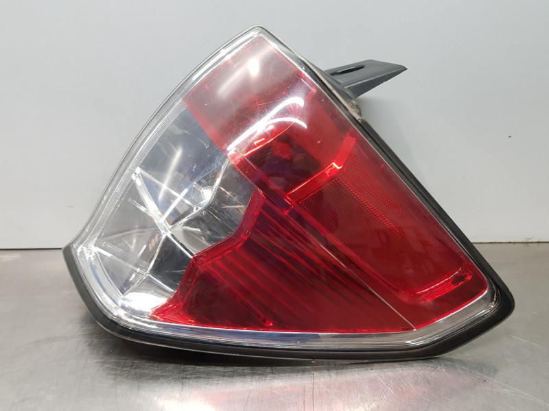 Recambio de piloto trasero derecho para subaru forester s12 xt referencia OEM IAM   